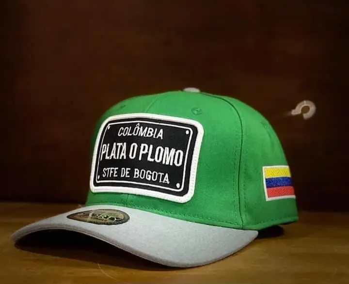 Gorra "Plato o Plomo"